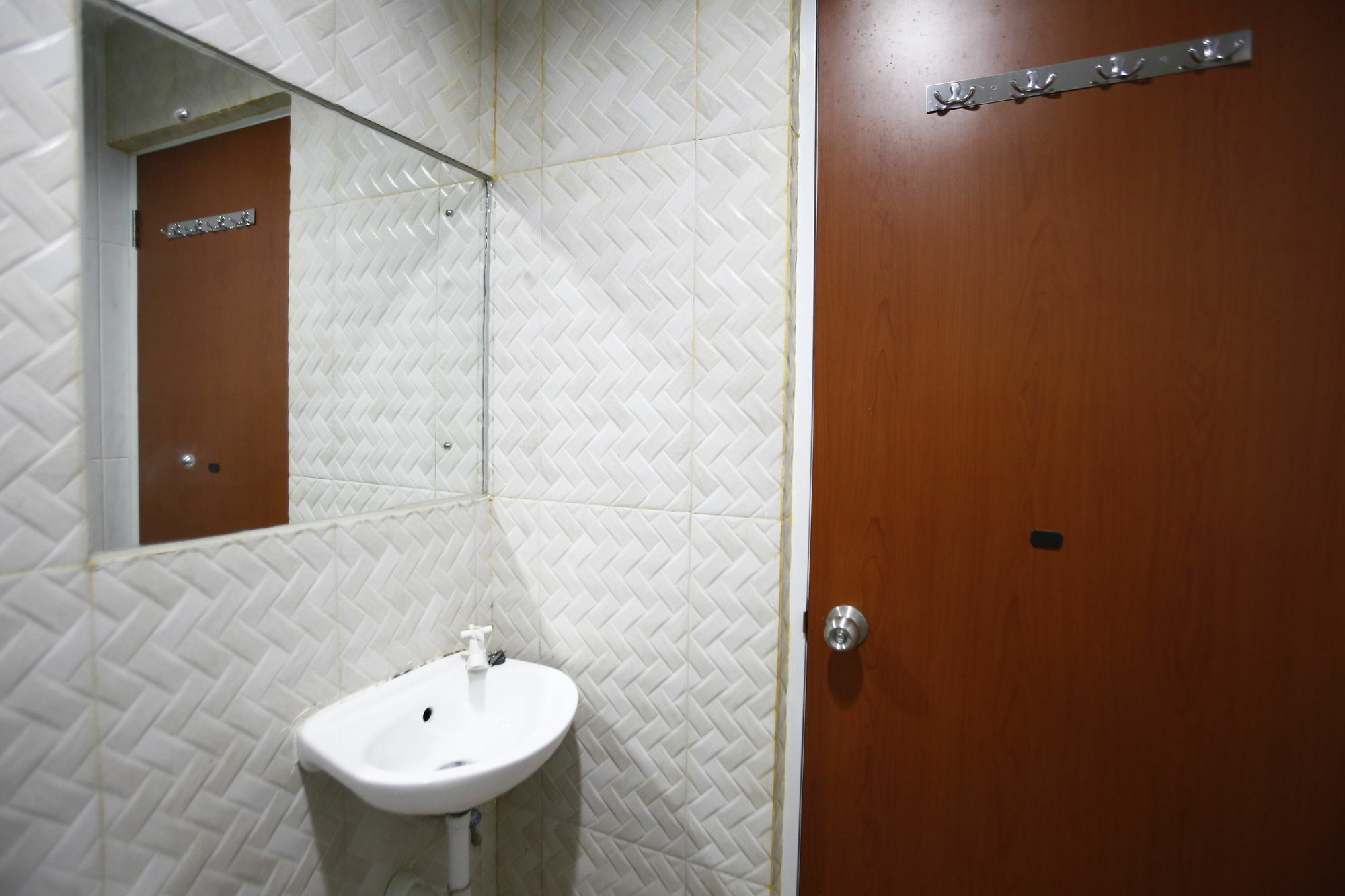Hotel Reddoorz Near Cilandak Town Square Jakarta Exterior foto