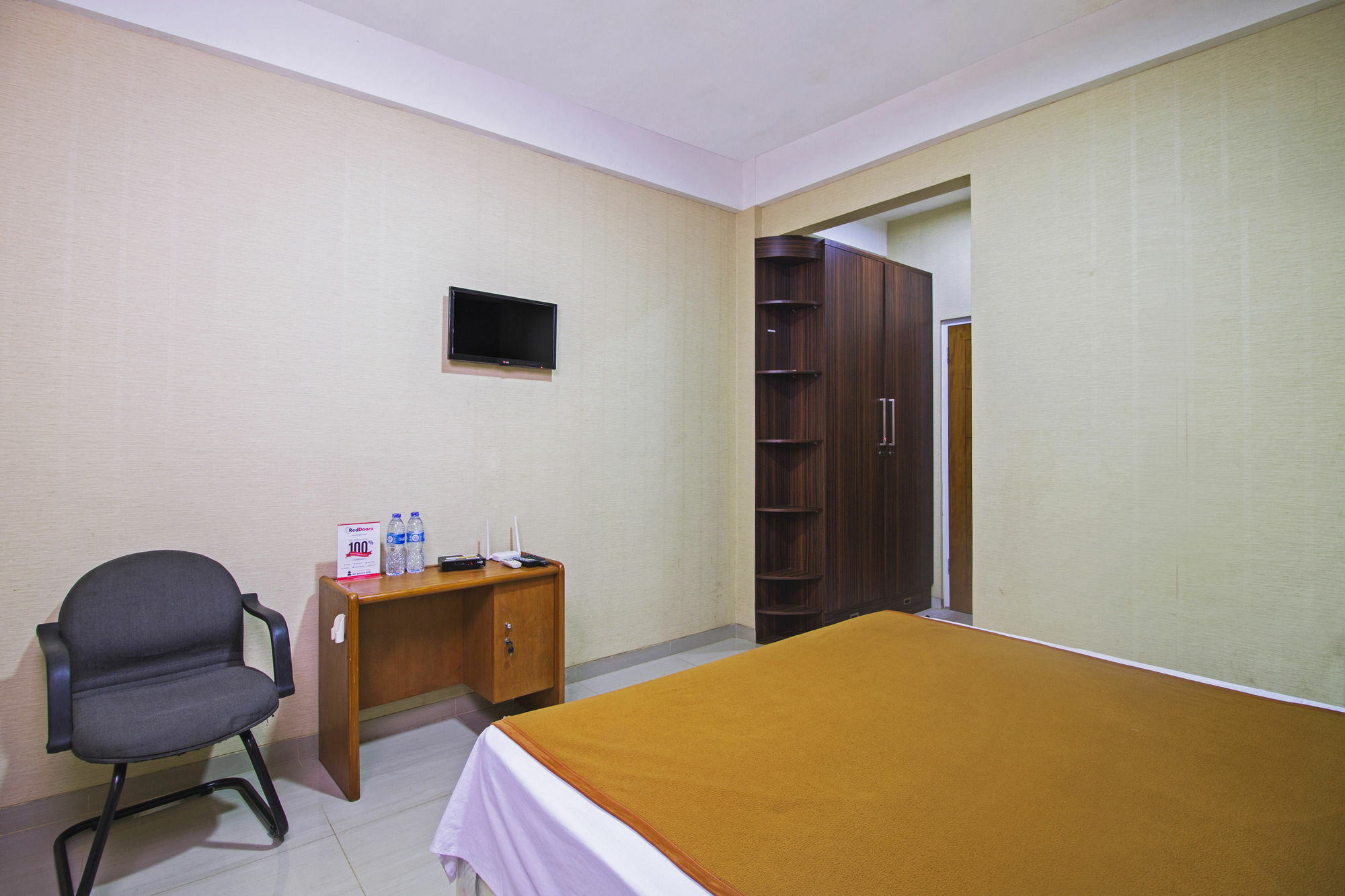 Hotel Reddoorz Near Cilandak Town Square Jakarta Exterior foto